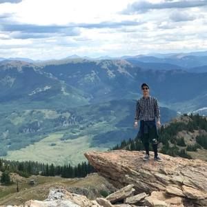 Meet your Posher, Max